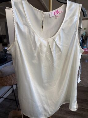 9 & Co. Cream Satin Pleat-Front Camisole